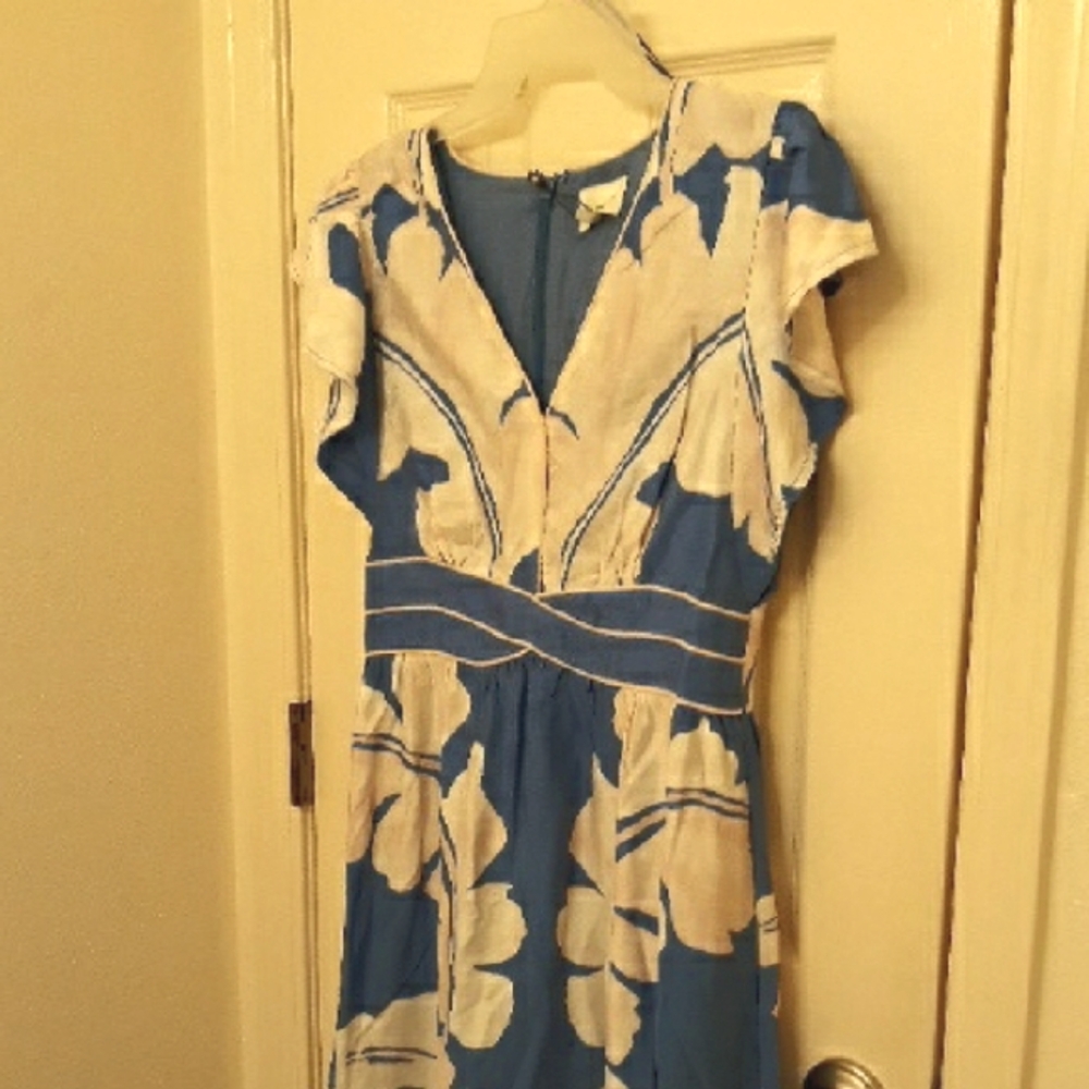 Adelyn Rae Blue and Cream V-Neck Floral Maxi Dress